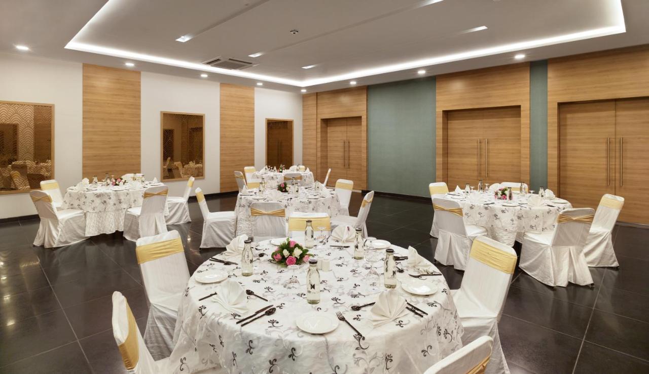 Hycinth Hotels Тривандрум Экстерьер фото
