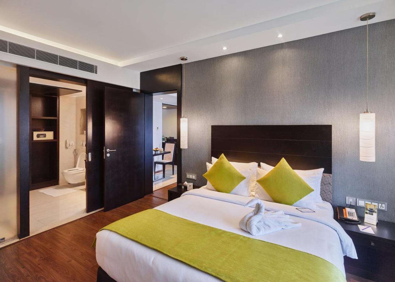 Hycinth Hotels Тривандрум Экстерьер фото