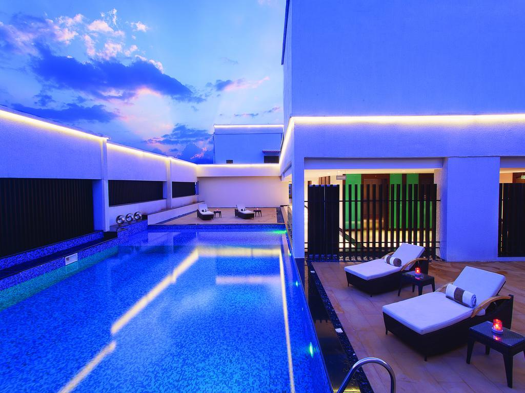 Hycinth Hotels Тривандрум Экстерьер фото