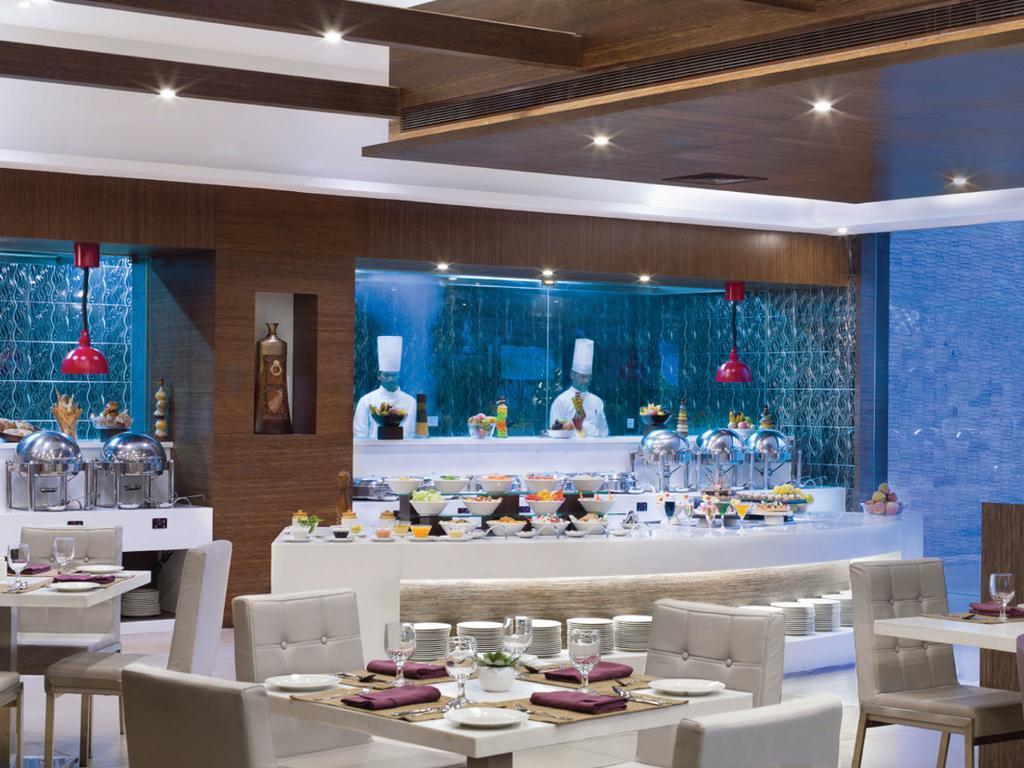 Hycinth Hotels Тривандрум Экстерьер фото
