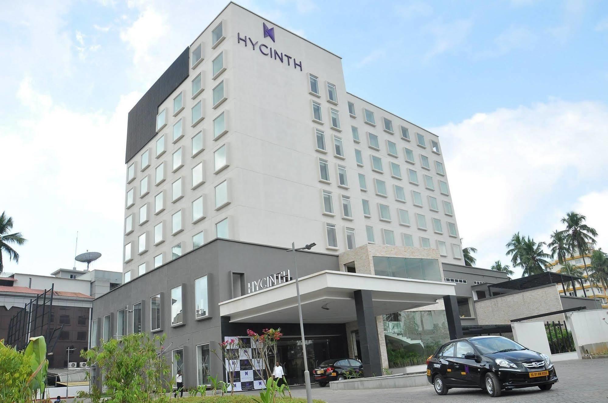 Hycinth Hotels Тривандрум Экстерьер фото